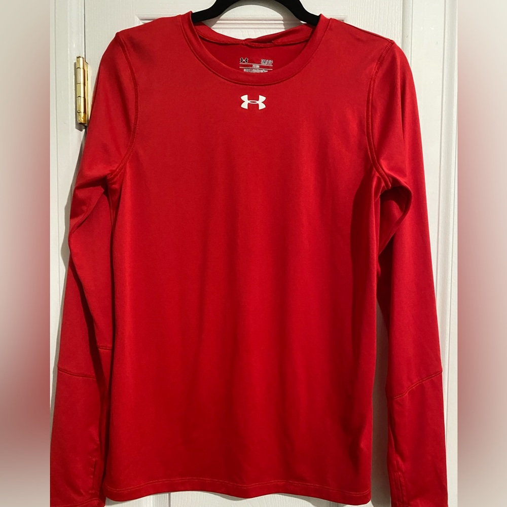 Under Armour EUC red top S